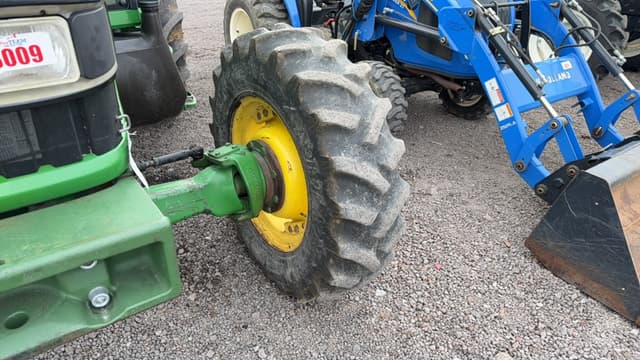 Image of John Deere 6330 equipment image 4