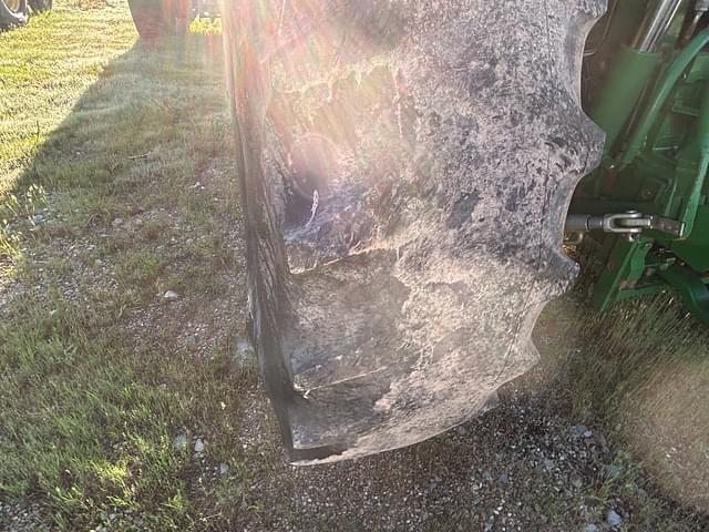 Image of John Deere 6330 equipment image 4