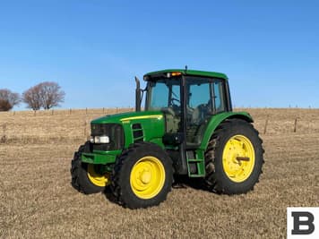 Main image John Deere 6330