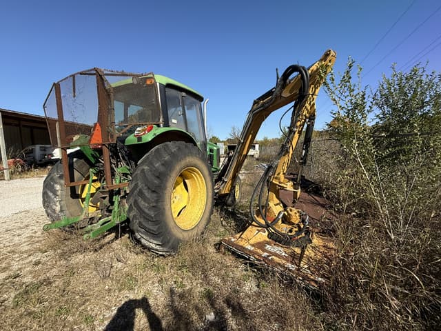 Image of John Deere 6330 equipment image 2