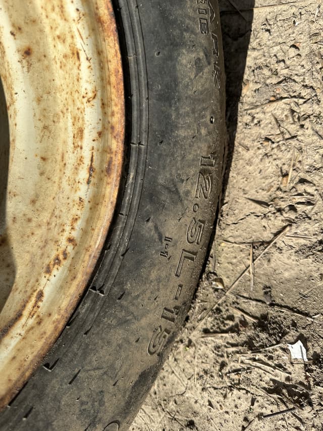 Image of John Deere 635 equipment image 4