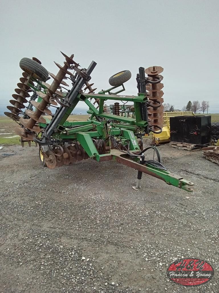 Image of John Deere 635 Primary image