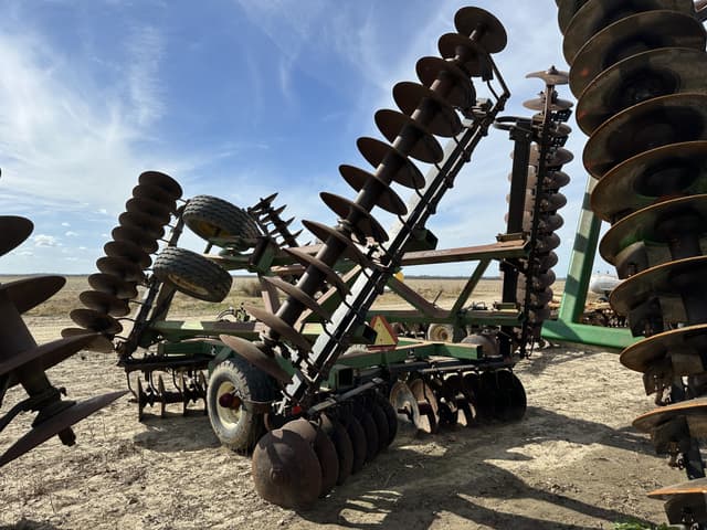 Image of John Deere 635 equipment image 3