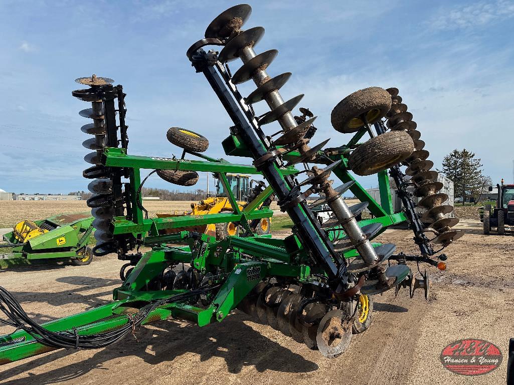 Image of John Deere 635 Primary image