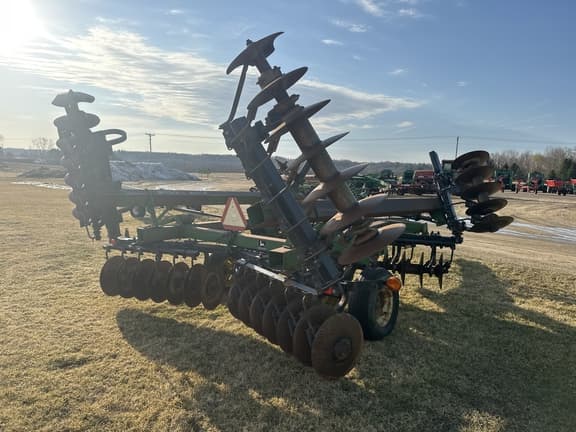 Image of John Deere 635 equipment image 2