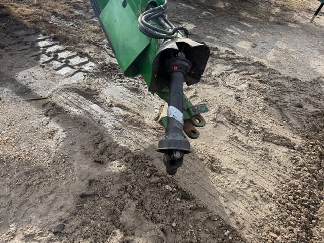 Image of John Deere 635 equipment image 1