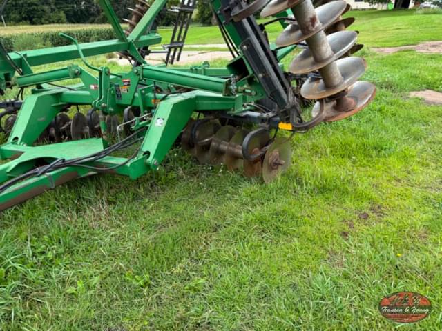 Image of John Deere 635 equipment image 3