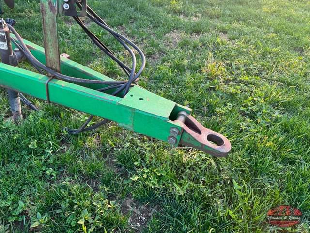Image of John Deere 635 equipment image 2
