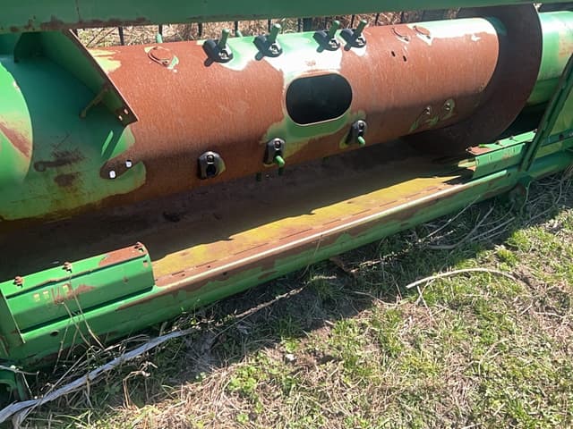 Image of John Deere 635F equipment image 4