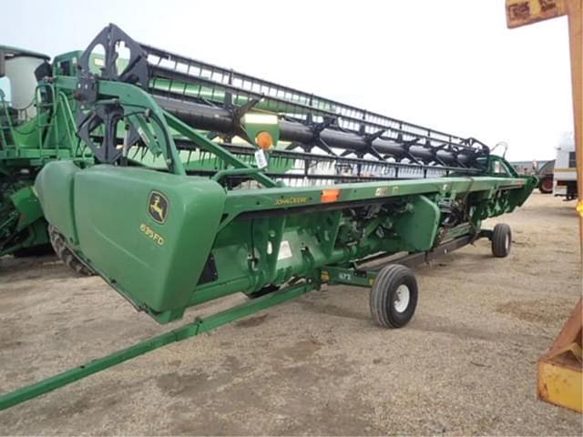 Image of John Deere 635FD equipment image 4