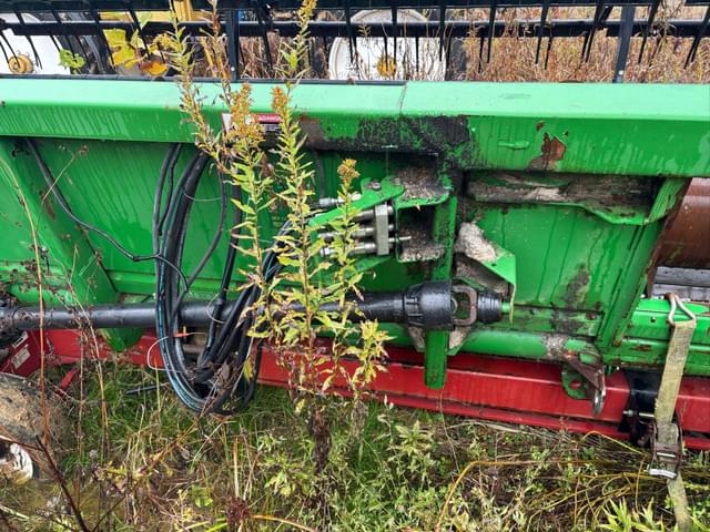 Image of John Deere 635 equipment image 3