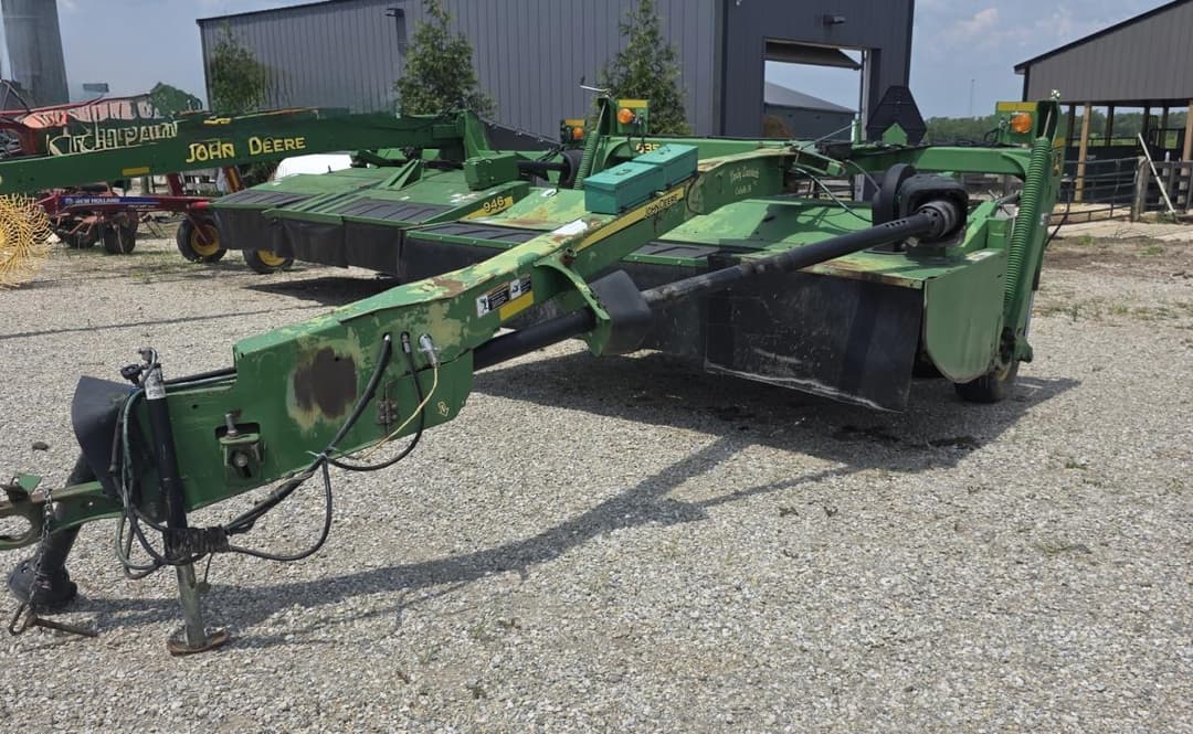 Image of John Deere 635 Primary image