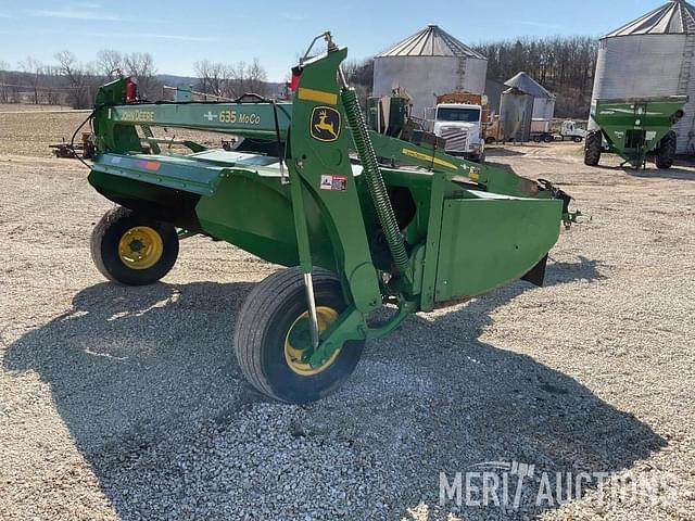 Image of John Deere 635 equipment image 2