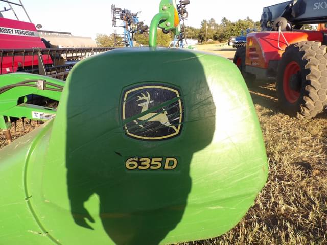 Image of John Deere 635D equipment image 4