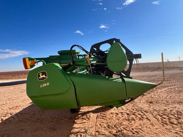 Image of John Deere 635D equipment image 3