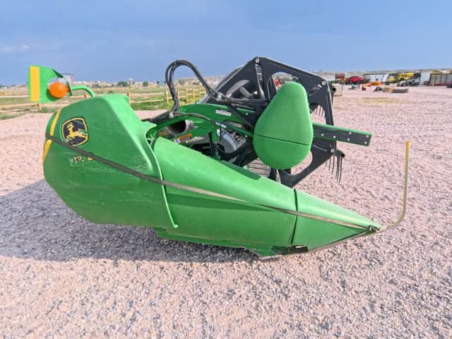 Image of John Deere 635D equipment image 4