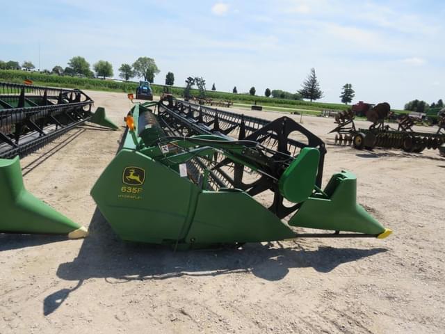 Image of John Deere 635F equipment image 1