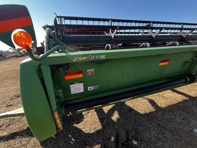 Image of John Deere 635F equipment image 2