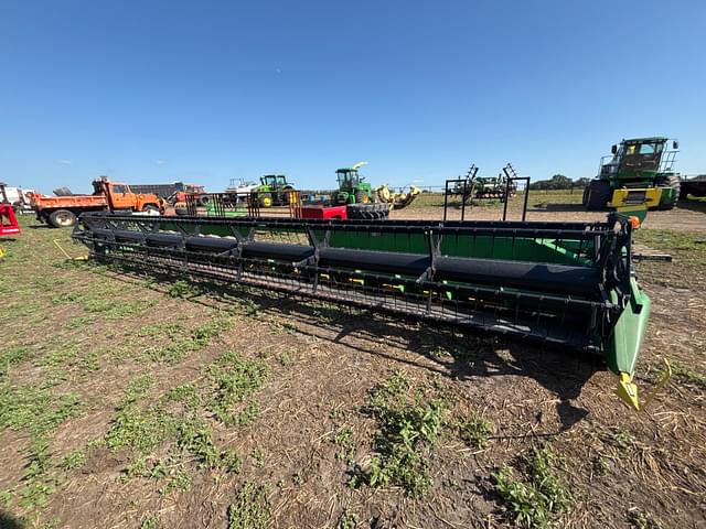 Image of John Deere 635F equipment image 1