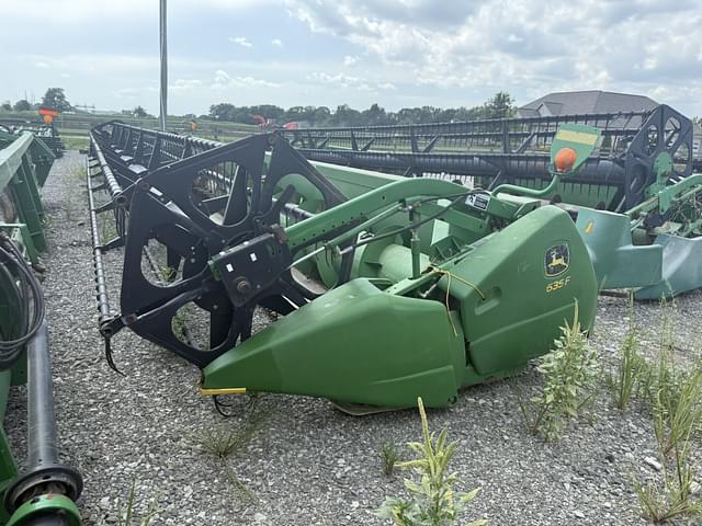 Image of John Deere 635F equipment image 2