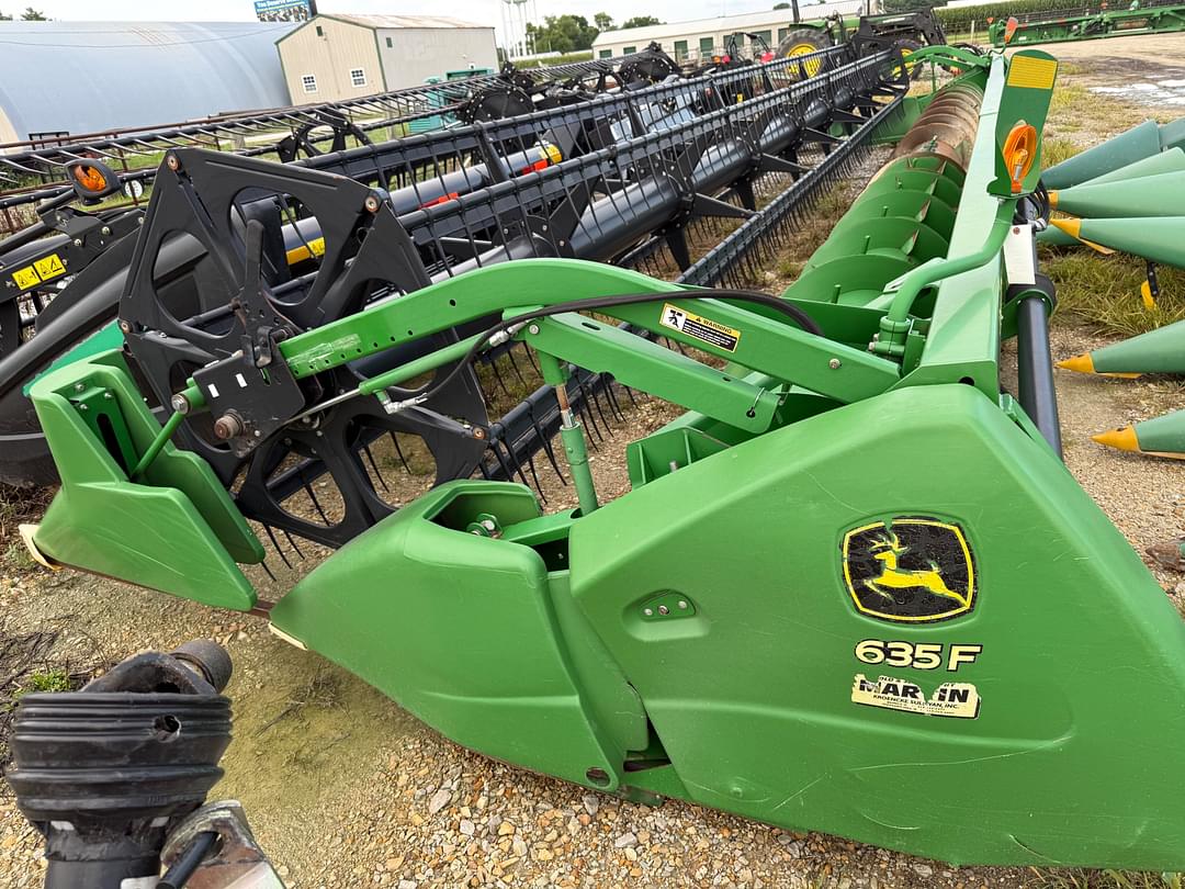 Image of John Deere 635F Primary image