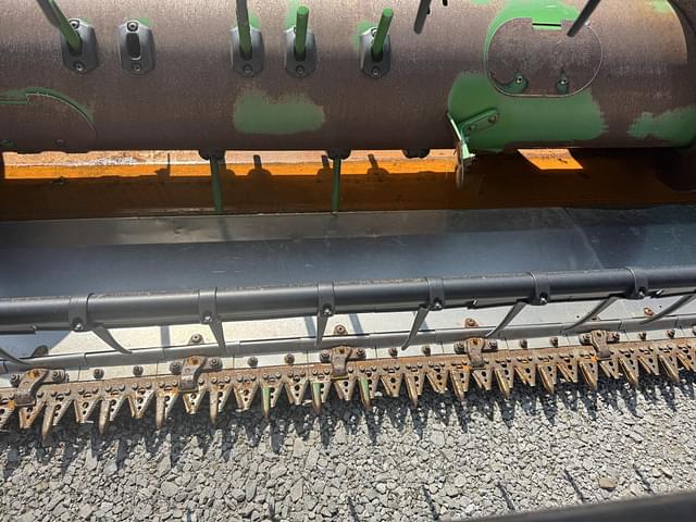 Image of John Deere 635F equipment image 4