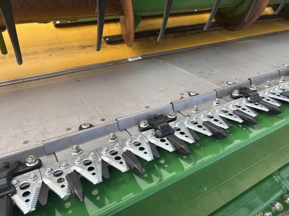 Image of John Deere 635F equipment image 1