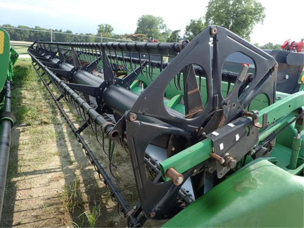 John Deere 635F Equipment Image0