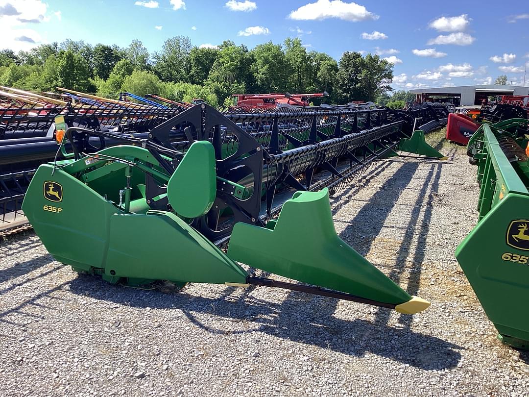 Image of John Deere 635F Primary image