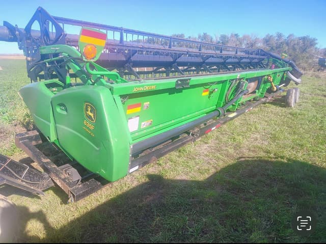 Image of John Deere 635F equipment image 1
