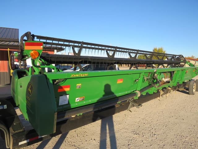 Image of John Deere 635F equipment image 2
