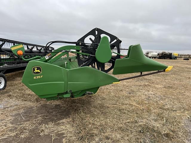 Image of John Deere 635F equipment image 1