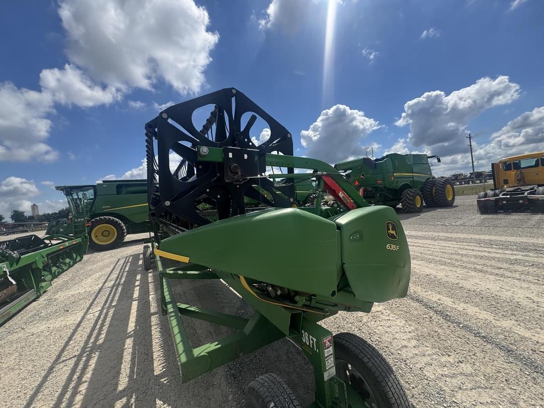 Image of John Deere 635F Primary image