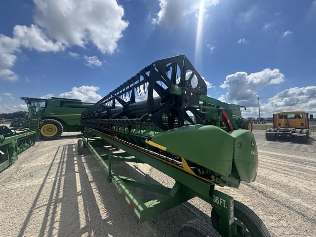 Image of John Deere 635F equipment image 2