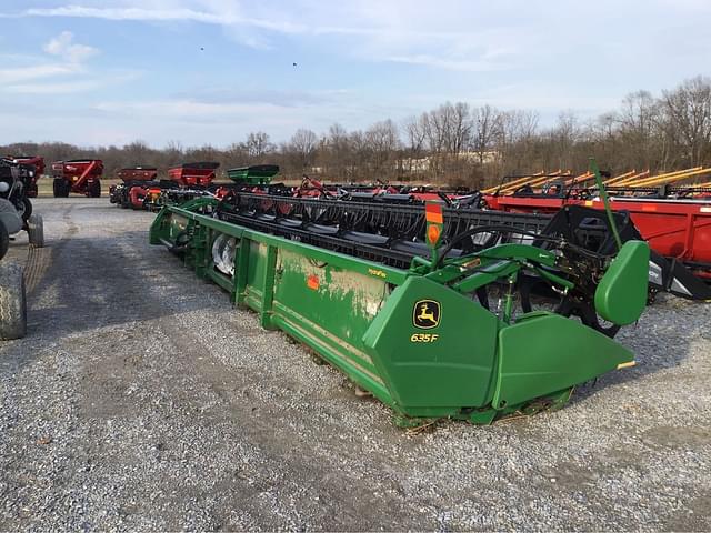 Image of John Deere 635F equipment image 2
