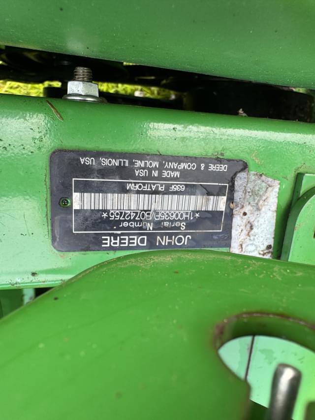 Image of John Deere 635F equipment image 1