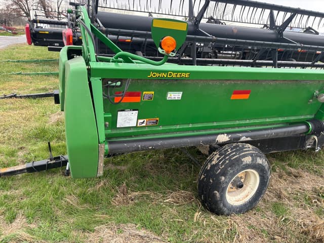 Image of John Deere 635F equipment image 1