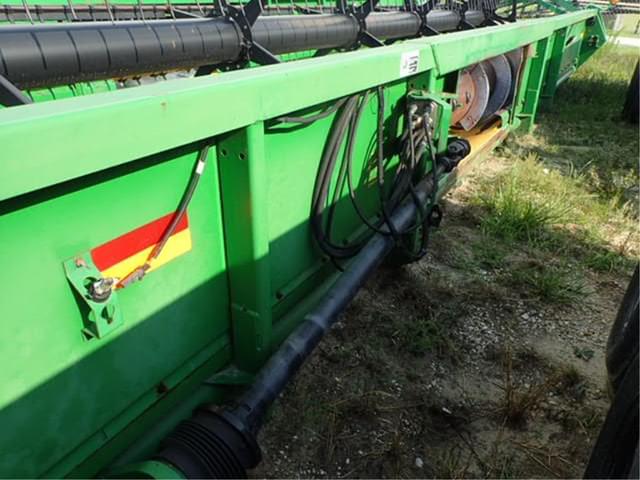 Image of John Deere 635F equipment image 4