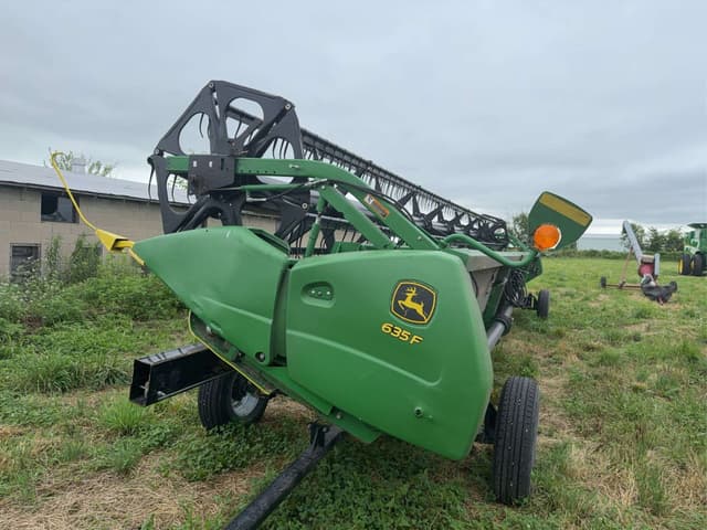 Image of John Deere 635F equipment image 1
