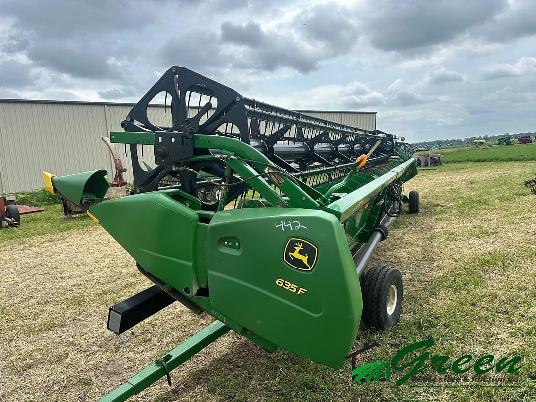 Image of John Deere 635F Primary image