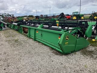 Main image John Deere 635F