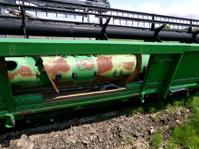 Image of John Deere 635F equipment image 4