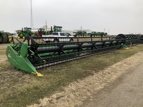 Main image John Deere 635F