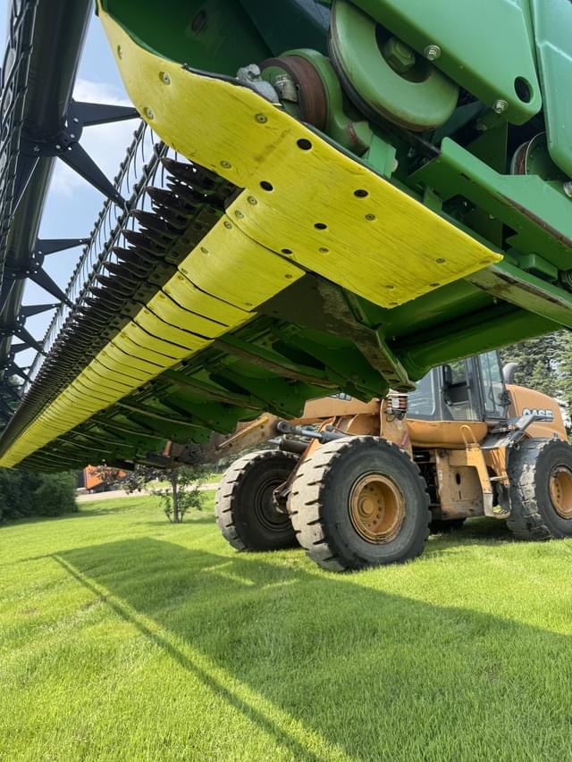 Image of John Deere 635F equipment image 1