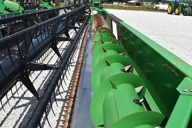 Image of John Deere 635F equipment image 3