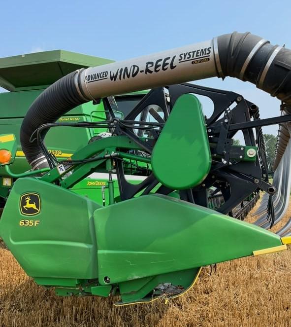 Image of John Deere 635F equipment image 1