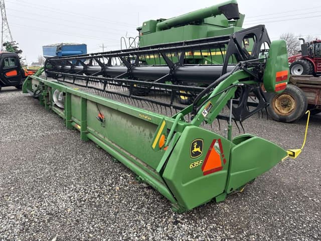 Image of John Deere 635F equipment image 3