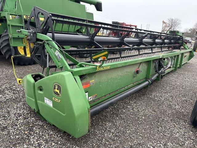 Image of John Deere 635F equipment image 2