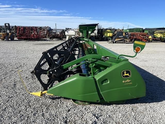 Image of John Deere 635F equipment image 1