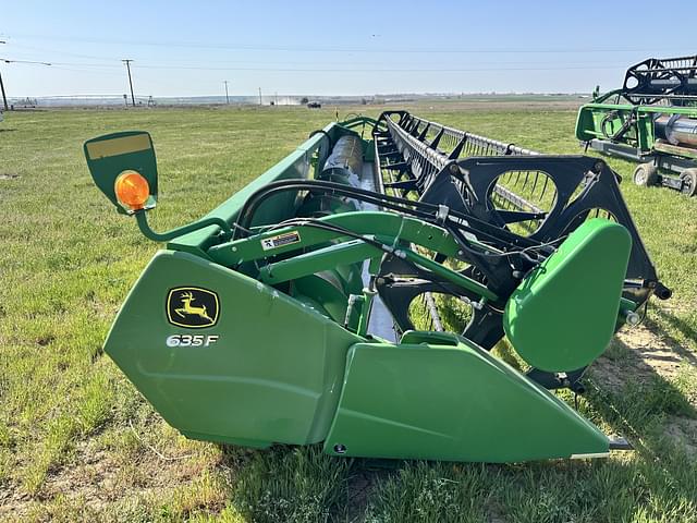 Image of John Deere 635F equipment image 2